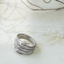 Load image into Gallery viewer, Entwine Helix Wrap Grande Ring
