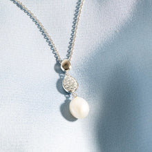 Load image into Gallery viewer, Coast Pebble Glisten Pavé &amp; Pearl Necklace
