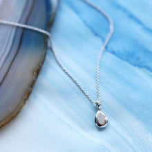 Load image into Gallery viewer, Coast Pebbles Droplet 18&quot; Necklace
